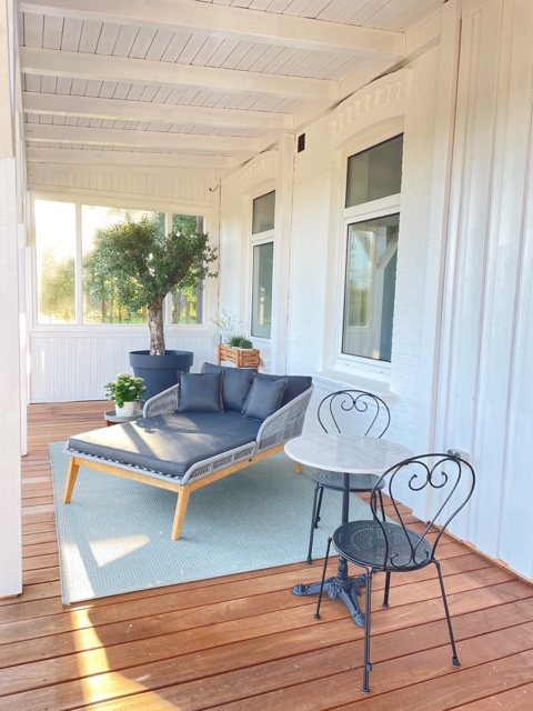 Elblocation, Terrasse